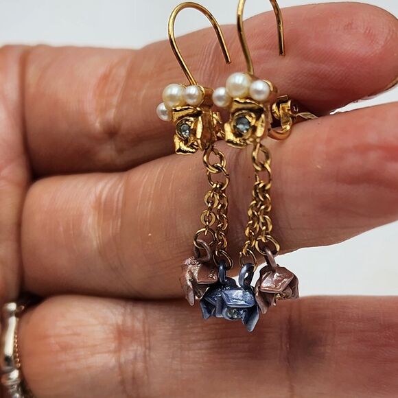 Vintage Dangle Blue Pink Flowers Faux Pearl Lever Back Earrings Feminine Dainty - Picture 3 of 6